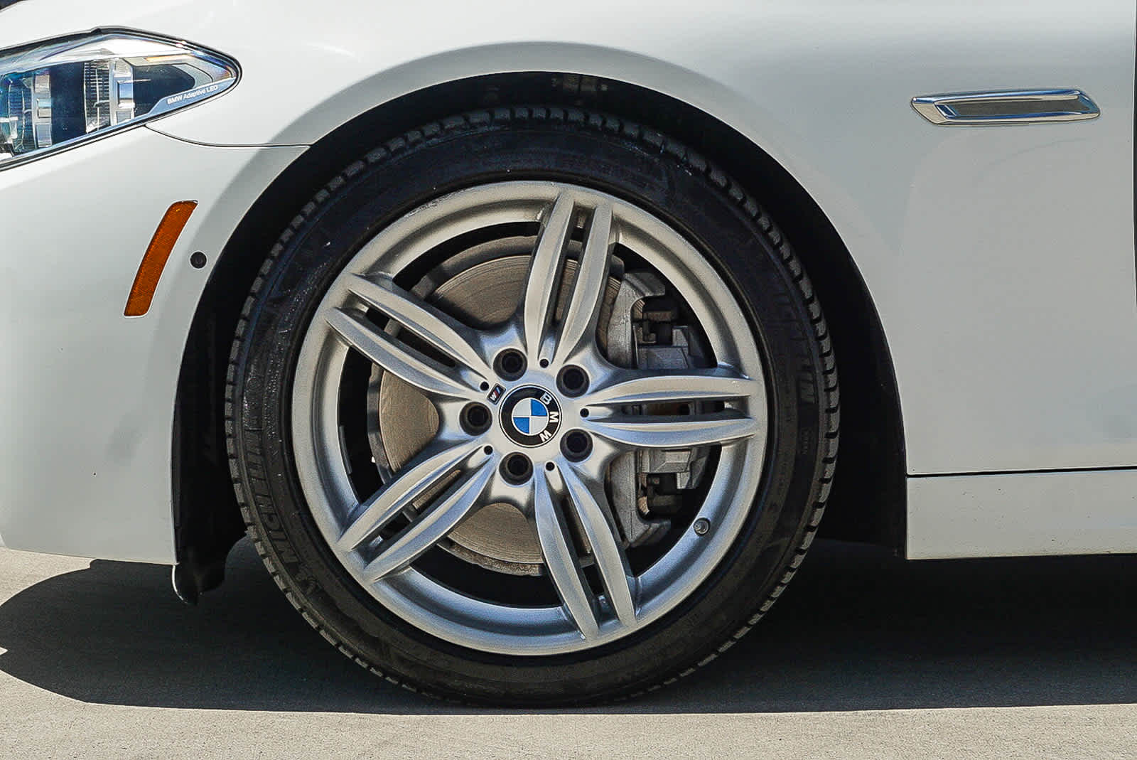Thumbnail: 2014 BMW 5 Series - 9