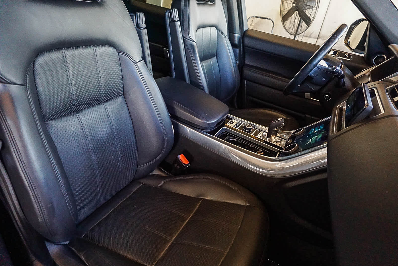 Thumbnail: 2018 Land Rover Range Rover Sport - 12
