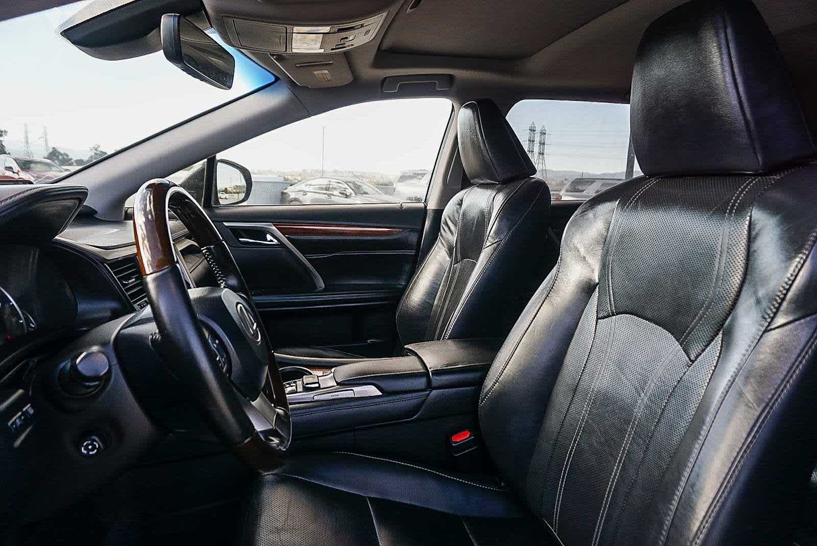 Thumbnail: 2018 Lexus RX - 18