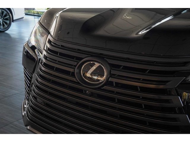 2026 Lexus LX 600 Luxury - Photo 8