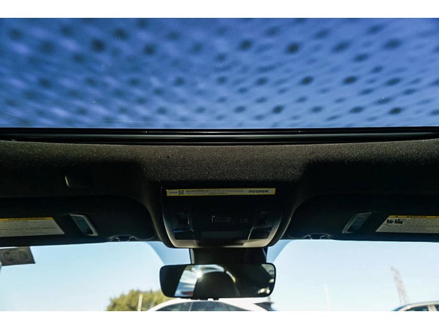 Thumbnail: 2025 Lexus IS - 12