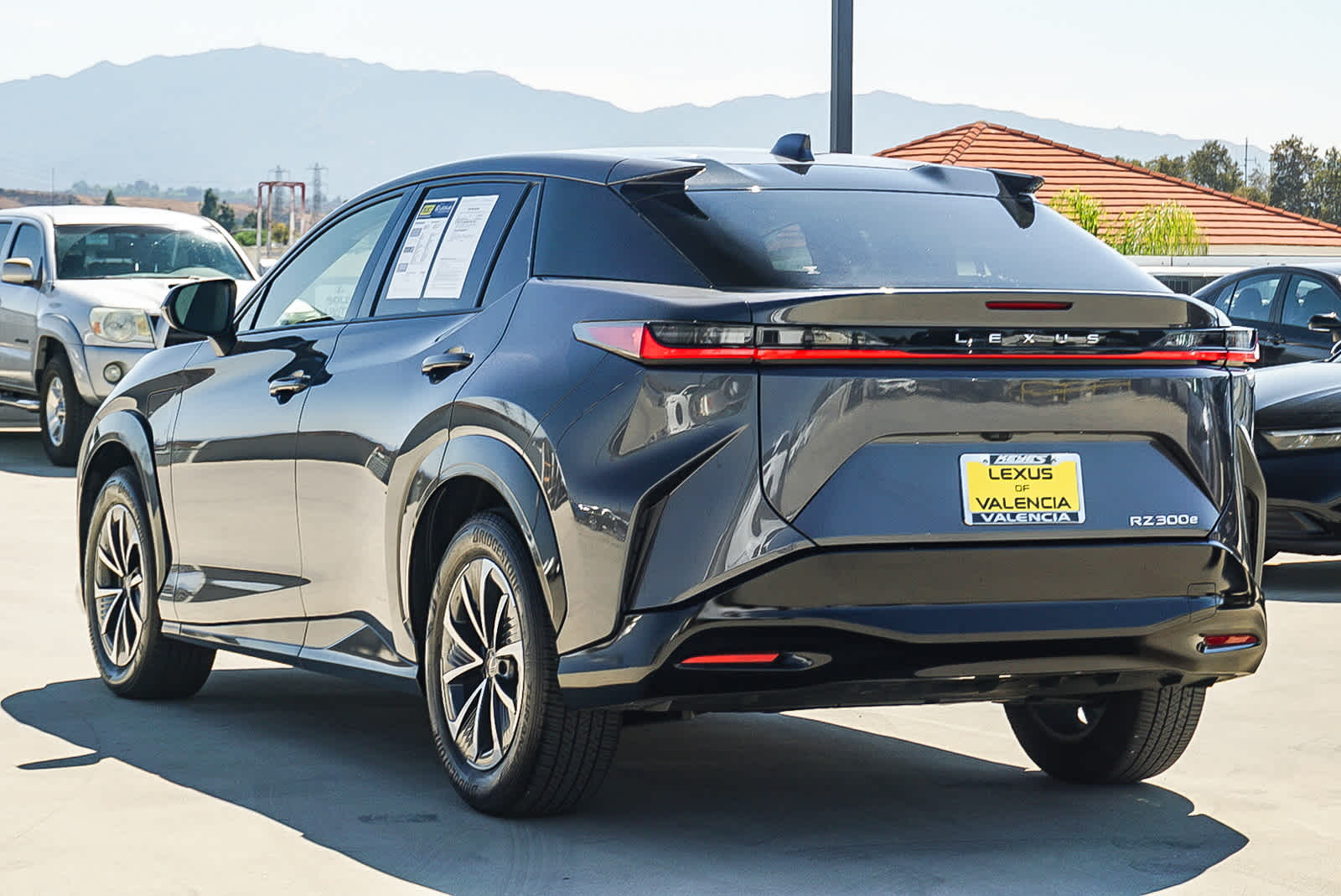 2024 Lexus RZ 300e Premium photo 2