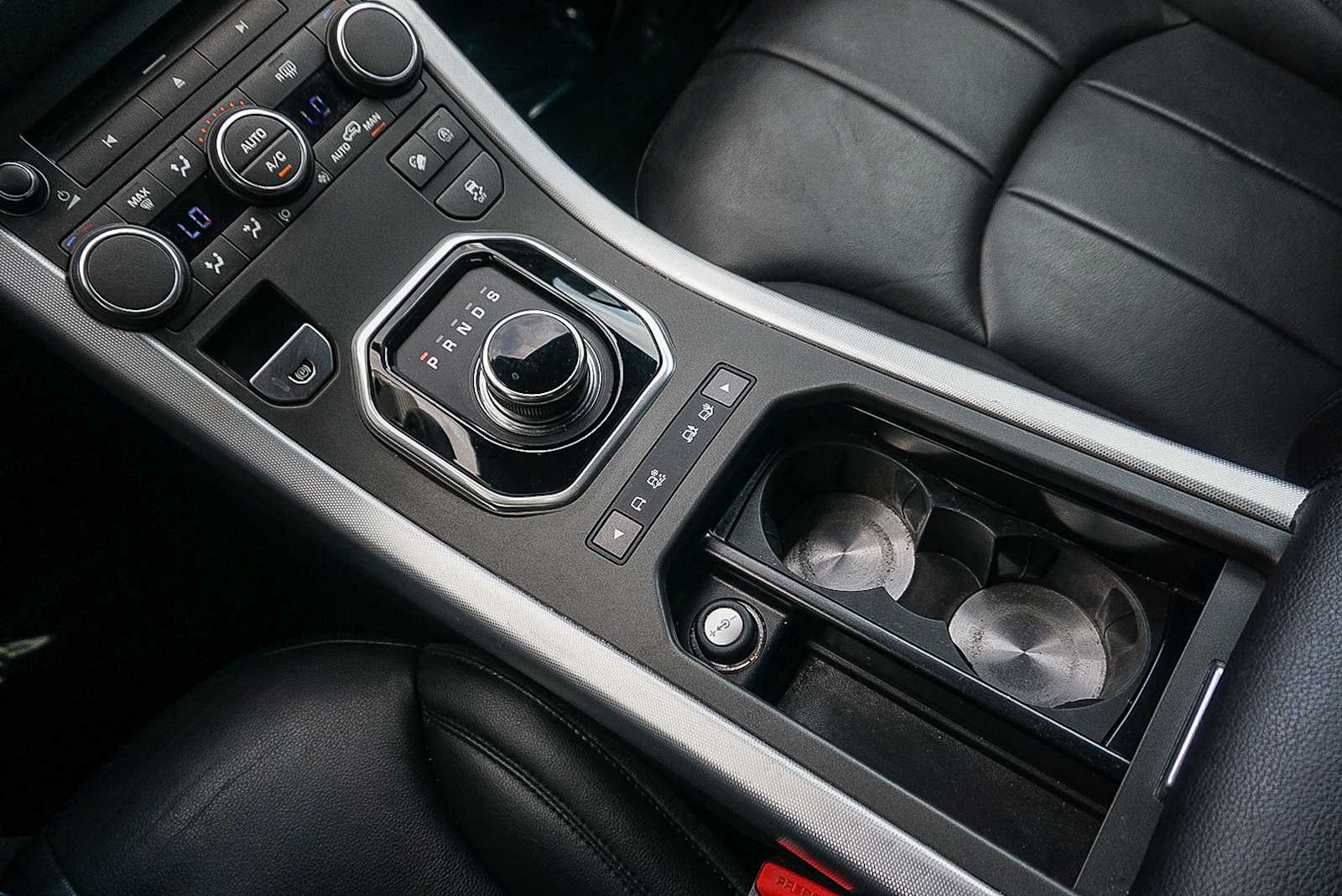 Thumbnail: 2018 Land Rover Range Rover Evoque - 24