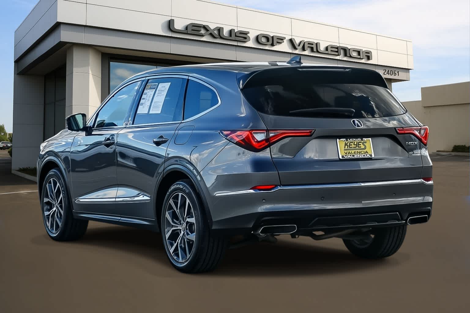 2023 Acura MDX FWD Technology Package photo 2