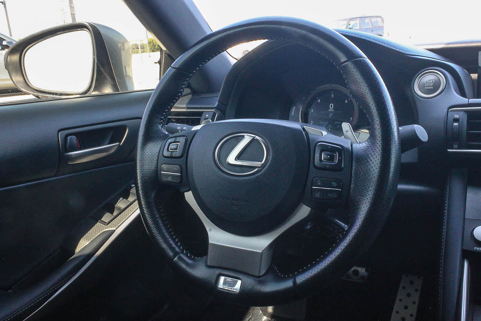 Thumbnail: 2017 Lexus IS - 18