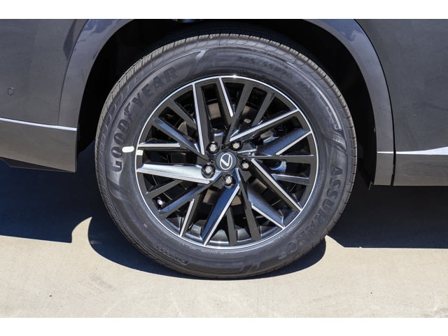 Thumbnail: 2026 Lexus TX - 10