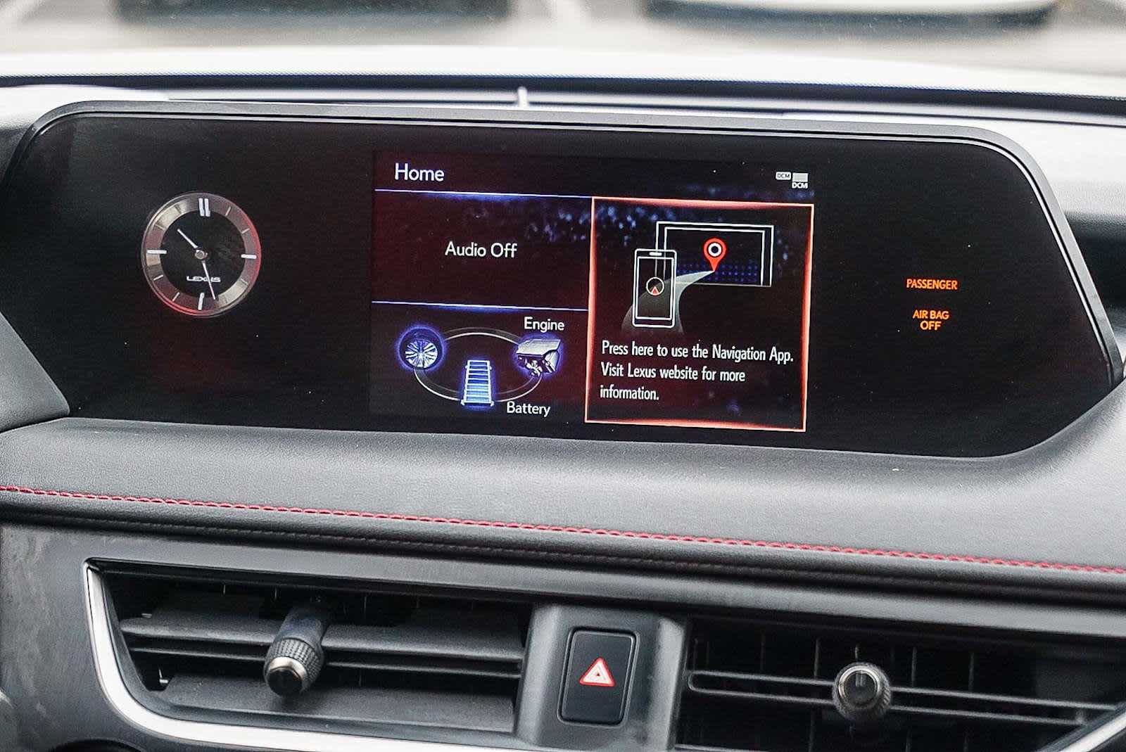 Thumbnail: 2020 Lexus UX - 13