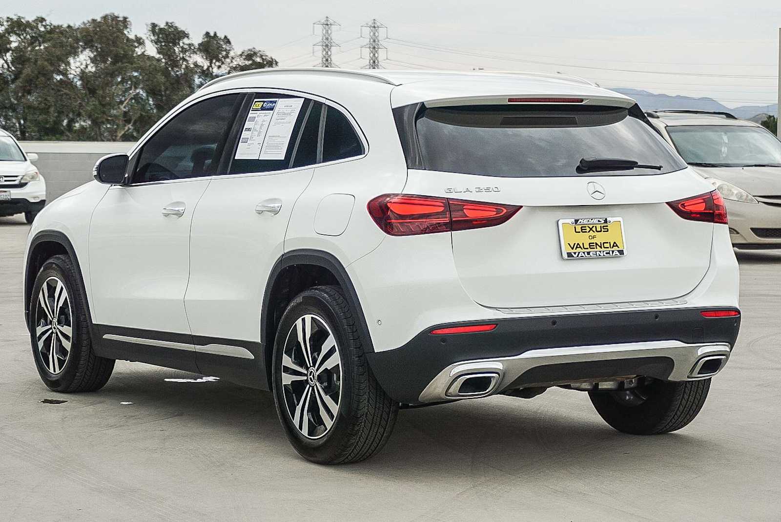 2025 Mercedes Benz GLA 250 photo 3