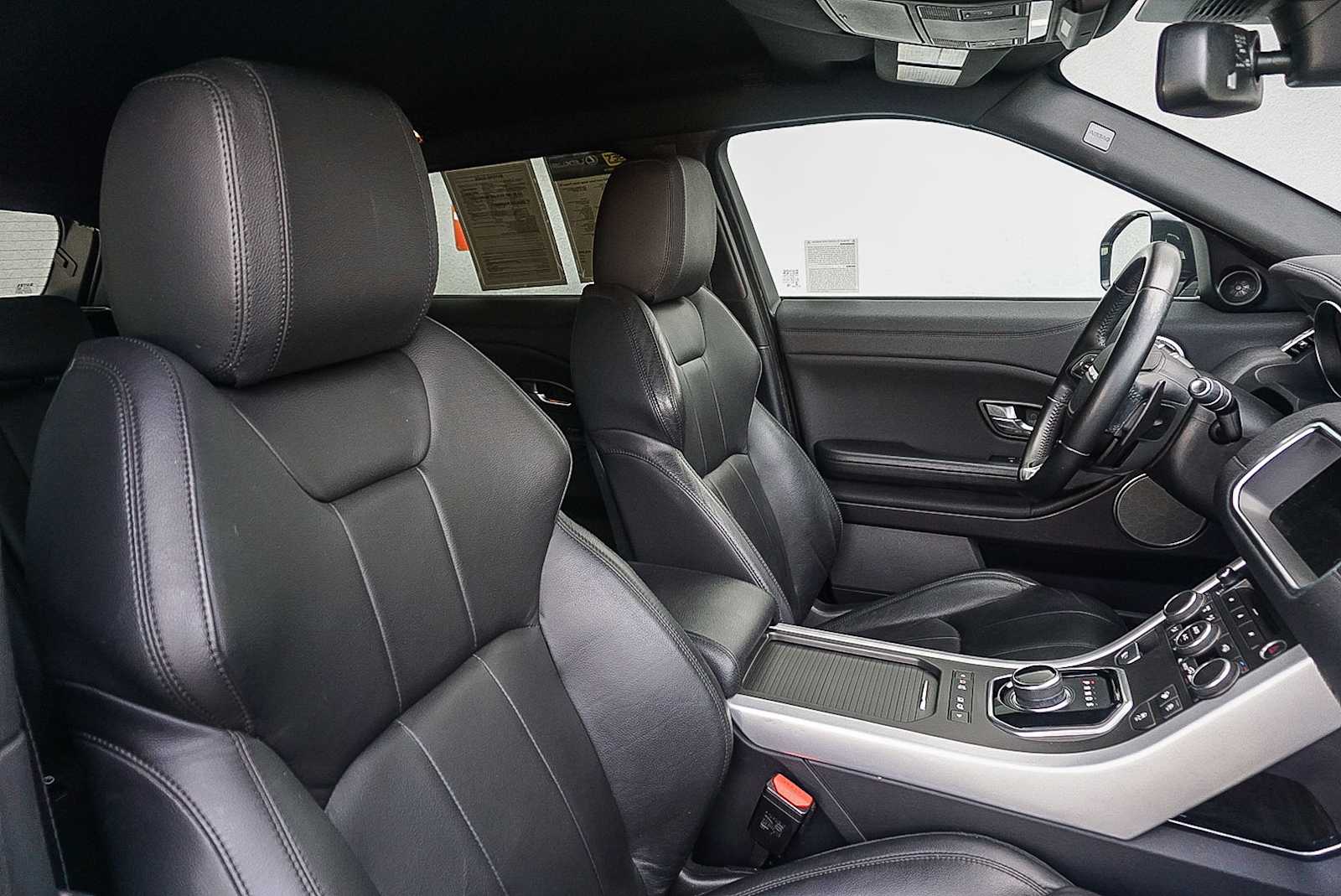 Thumbnail: 2018 Land Rover Range Rover Evoque - 18