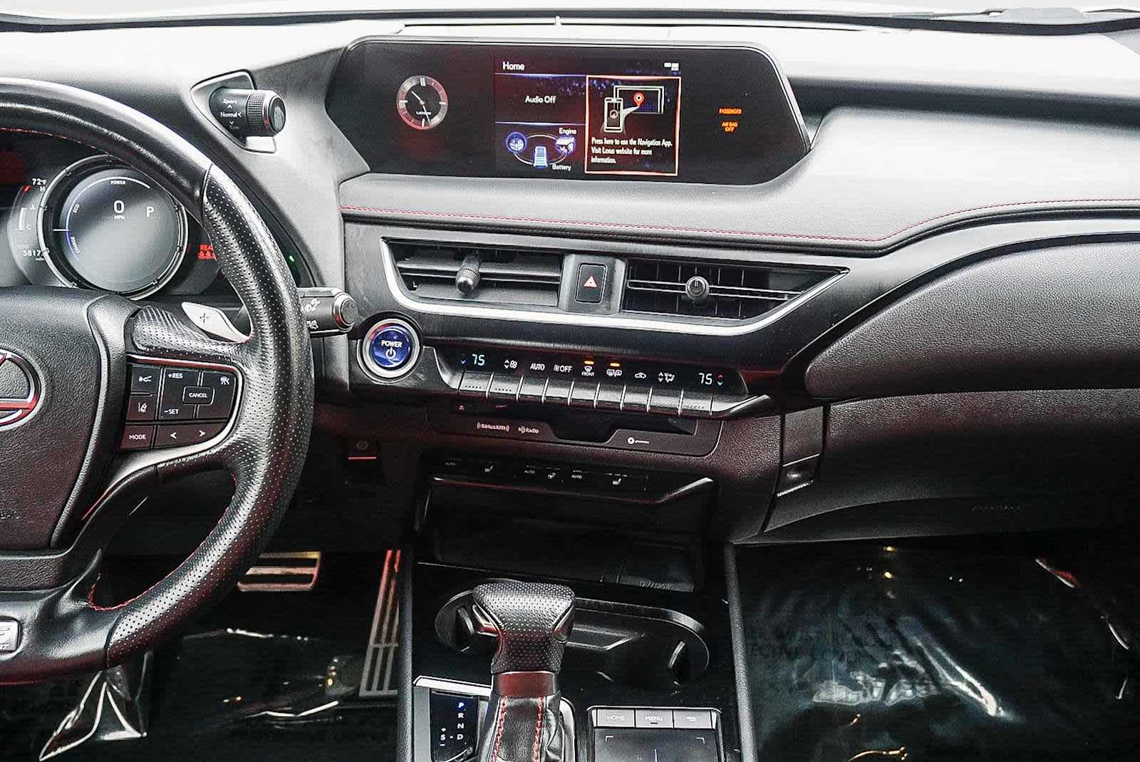 Thumbnail: 2020 Lexus UX - 12