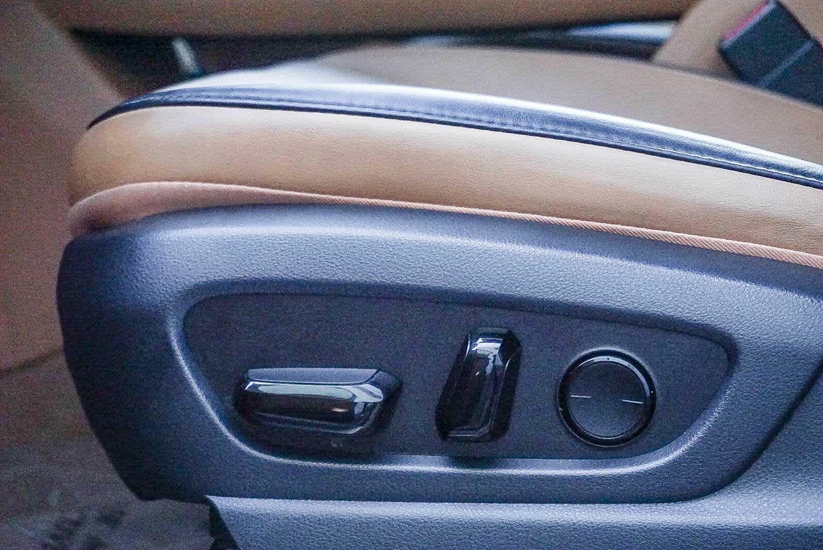 Thumbnail: 2023 Lexus RZ - 21