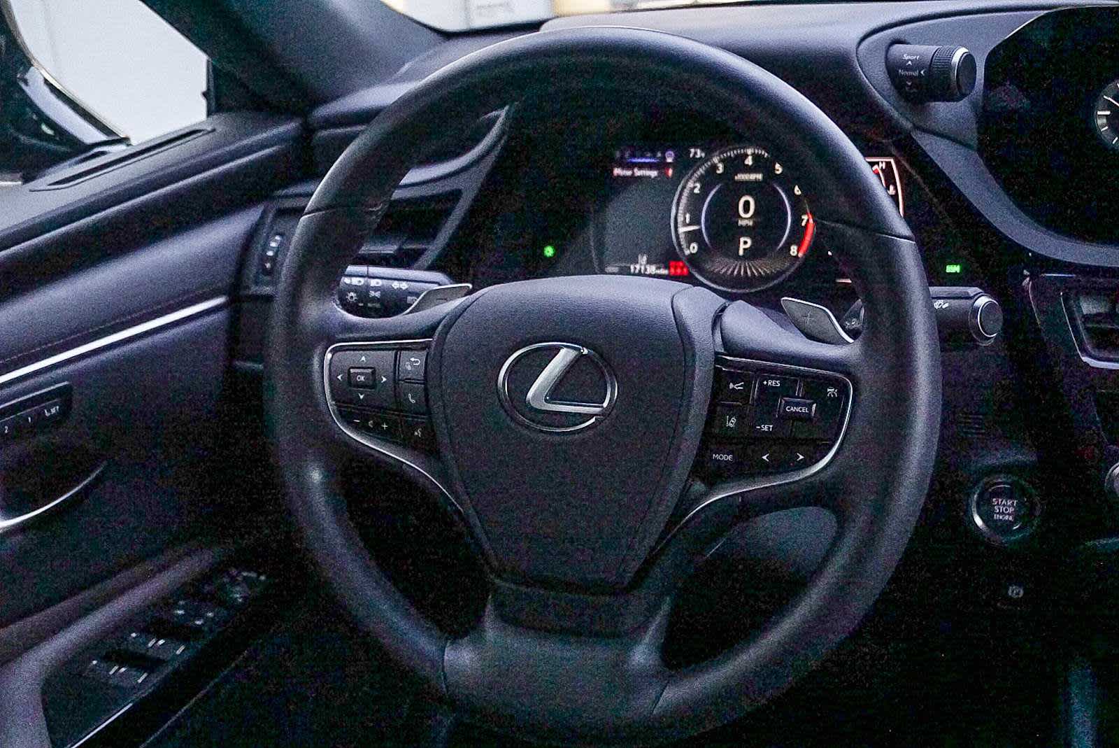 Thumbnail: 2025 Lexus ES - 23