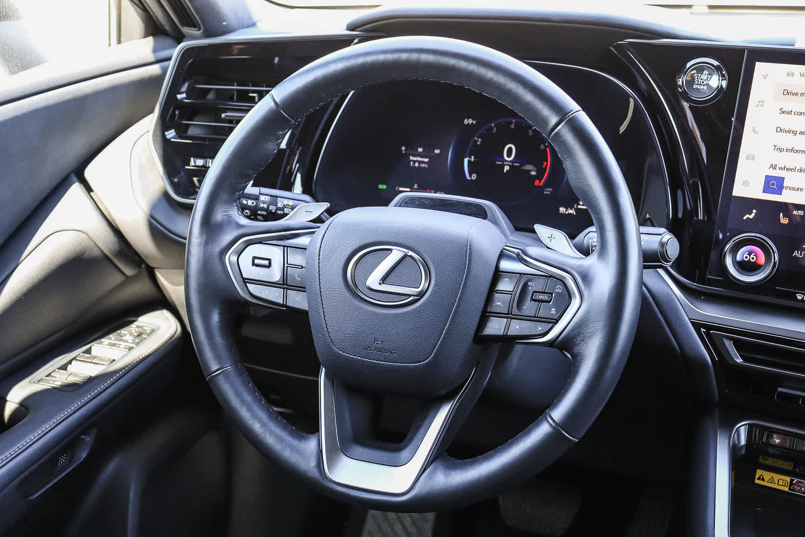 Thumbnail: 2025 Lexus TX - 15