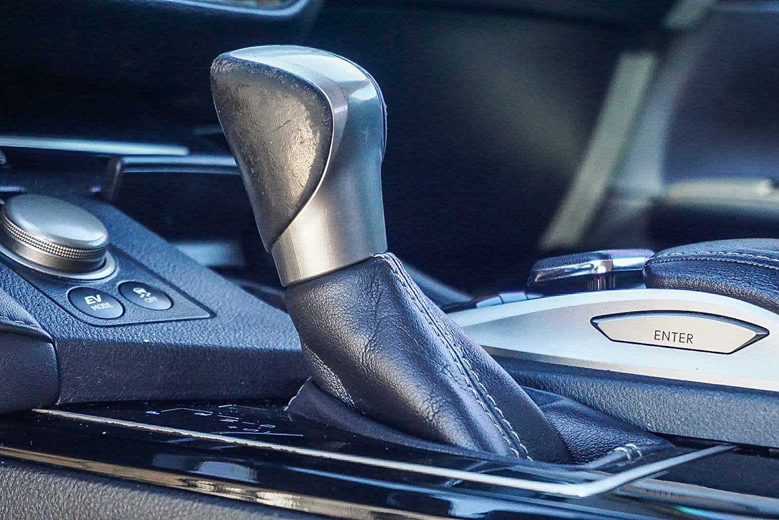 Thumbnail: 2016 Lexus ES - 19