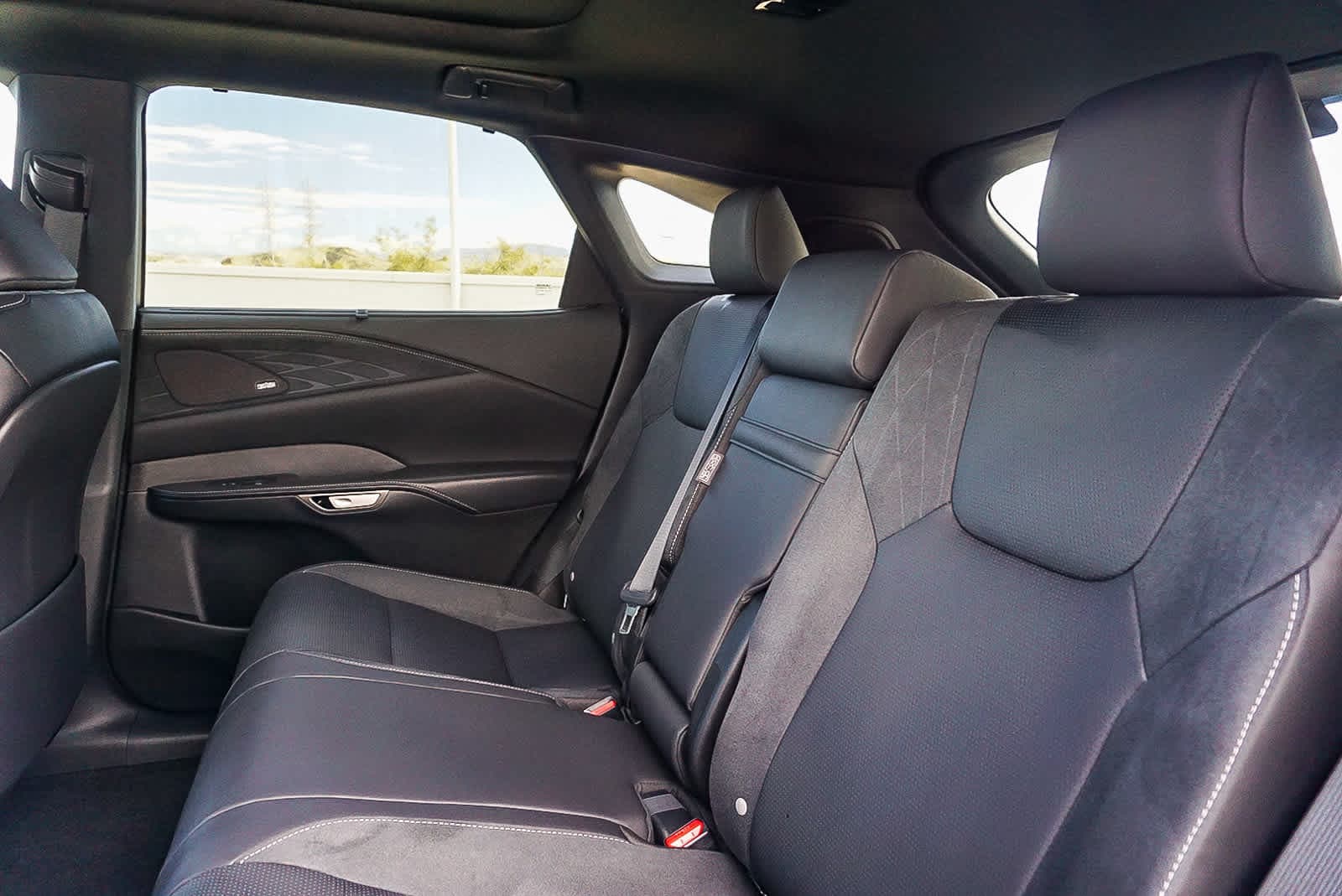 Thumbnail: 2025 Lexus RX - 19