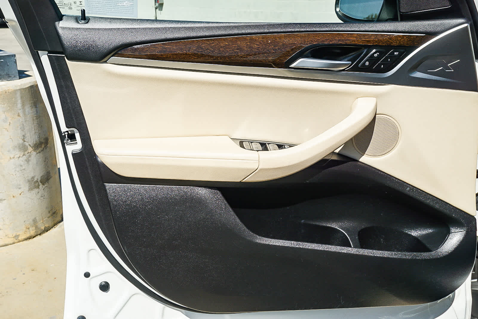 Thumbnail: 2022 BMW X3 - 23