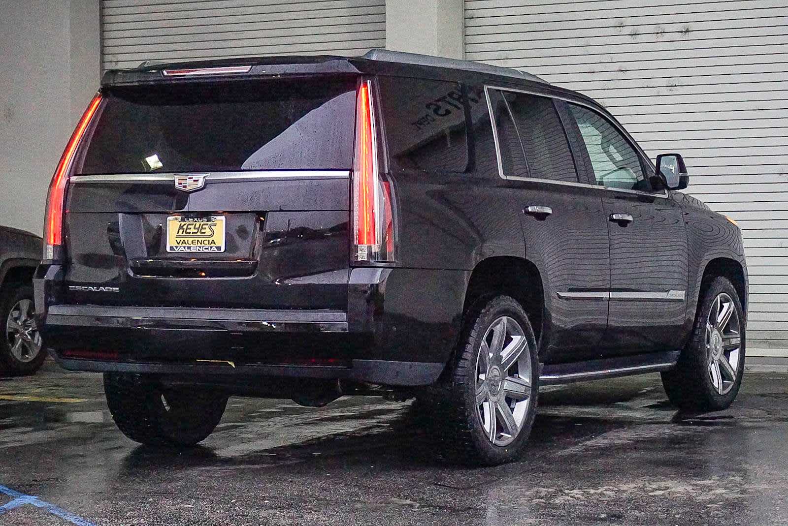 Thumbnail: 2019 Cadillac Escalade - 19