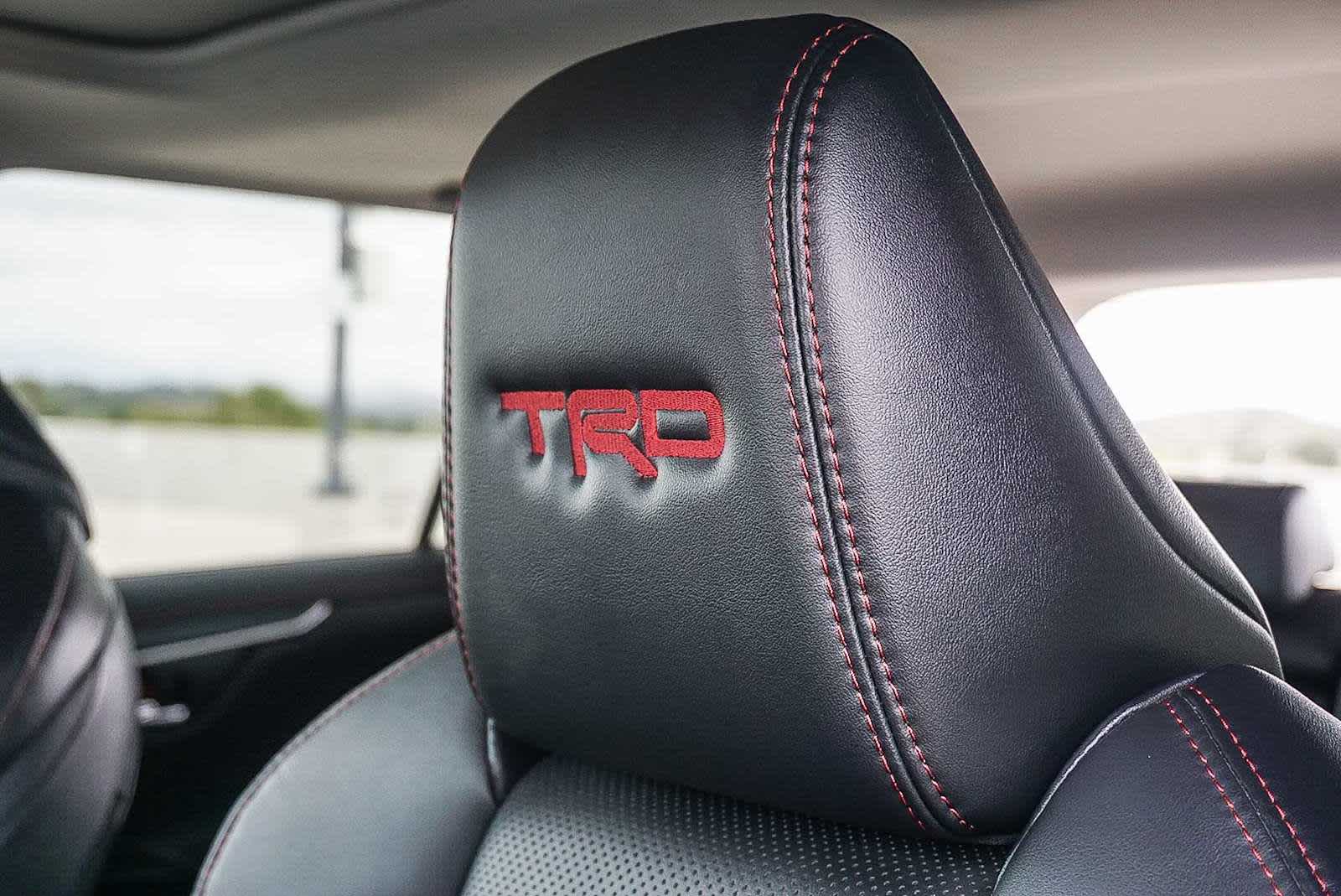 Thumbnail: 2022 Toyota RAV4 - 29