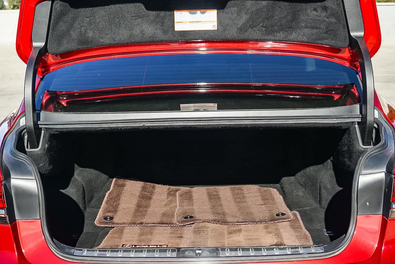 Thumbnail: 2018 Lexus LS - 26