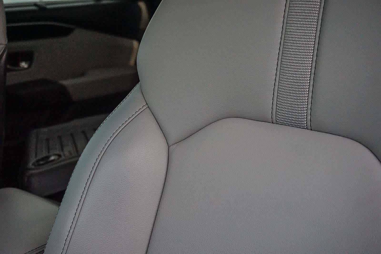 Thumbnail: 2023 Honda Pilot - 25