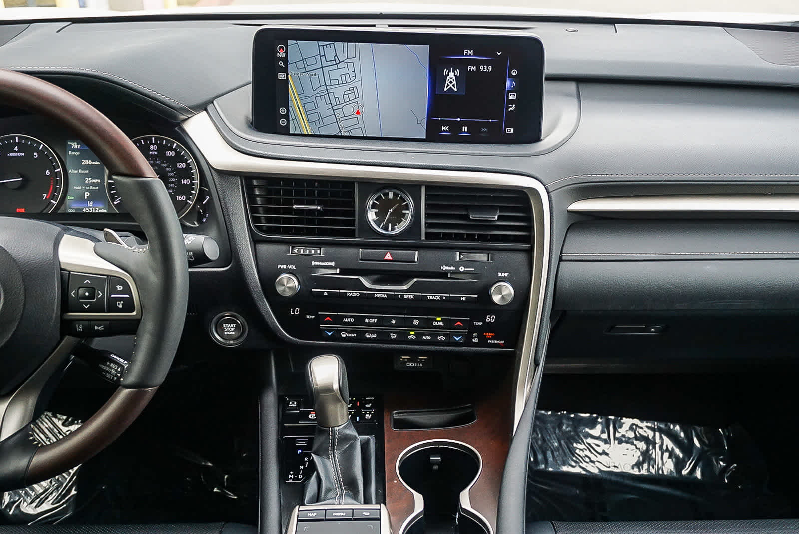 Thumbnail: 2020 Lexus RX - 14