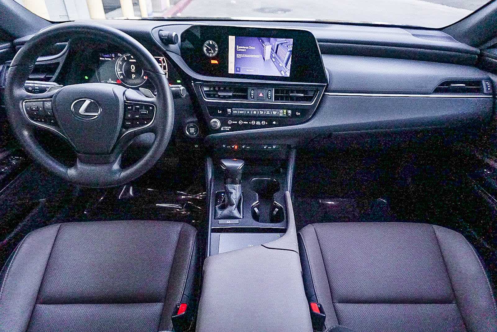 Thumbnail: 2025 Lexus ES - 18