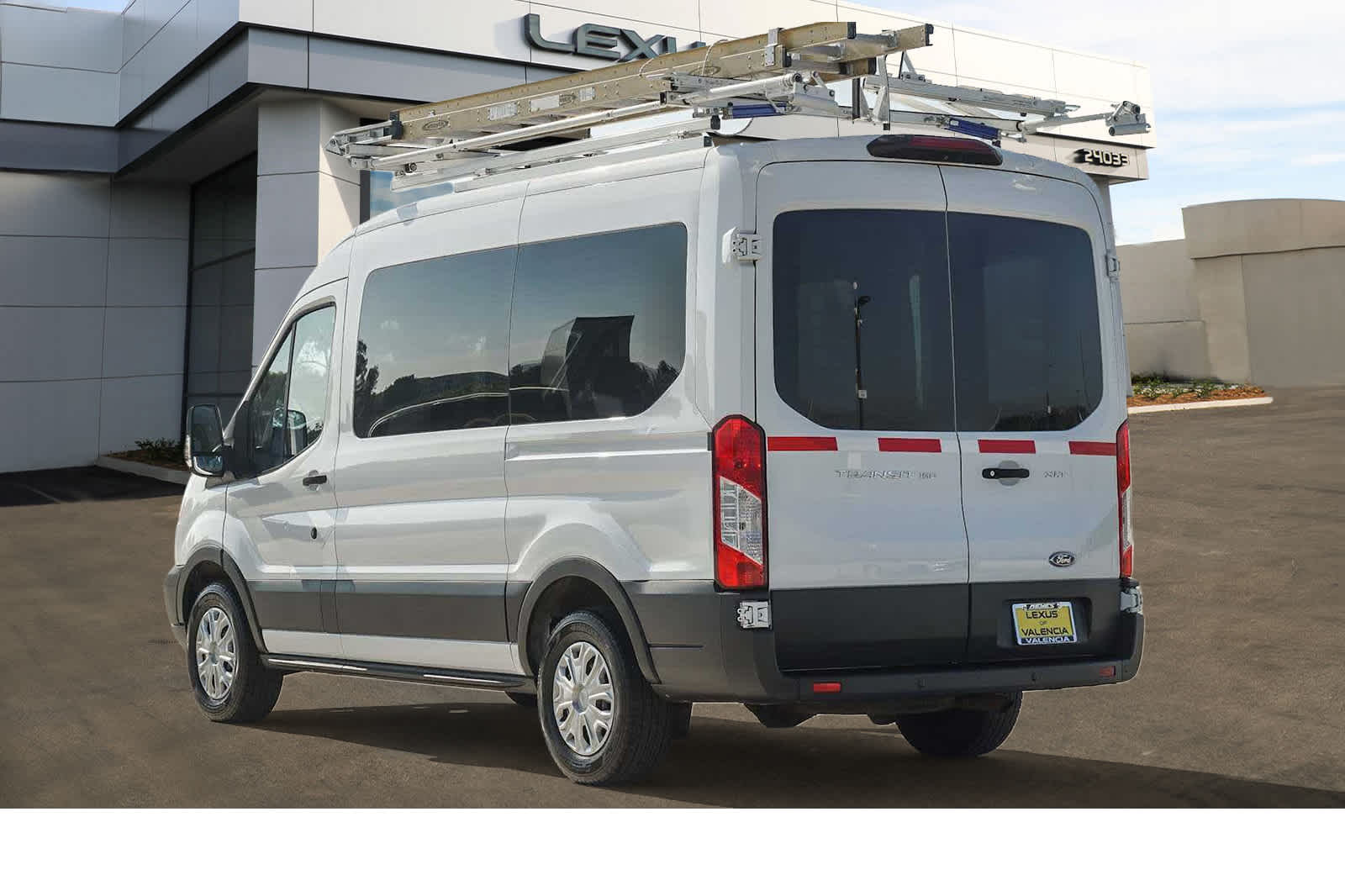 2018 Ford Transit photo 4
