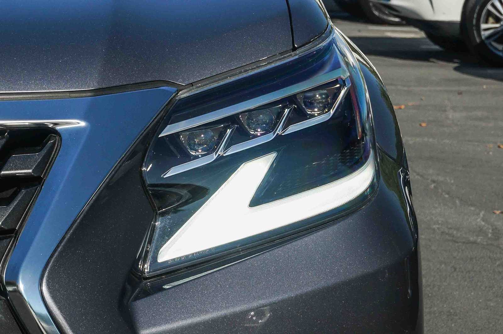 Thumbnail: 2023 Lexus GX - 12