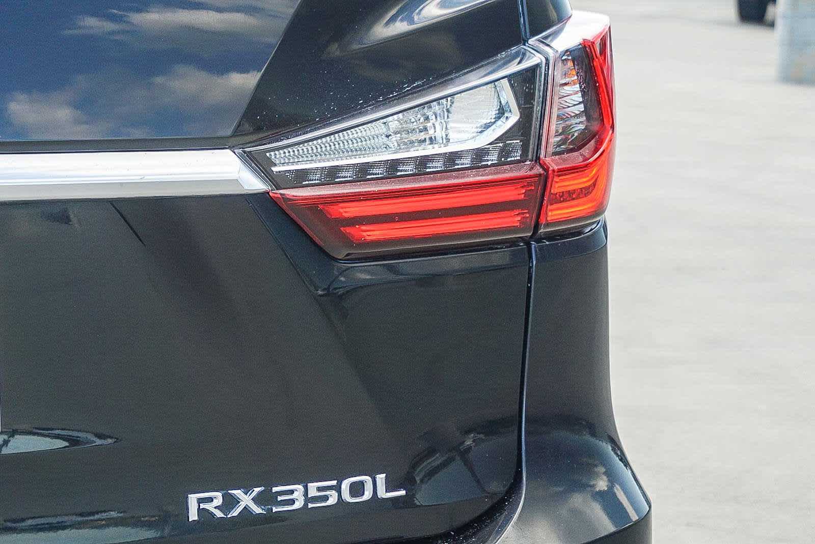 Thumbnail: 2018 Lexus RX - 11