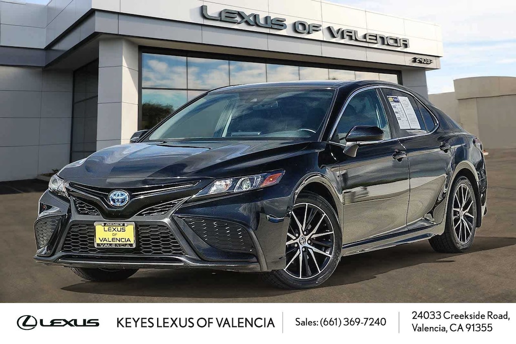 Used 2024 Toyota Camry Hybrid SE Sedan