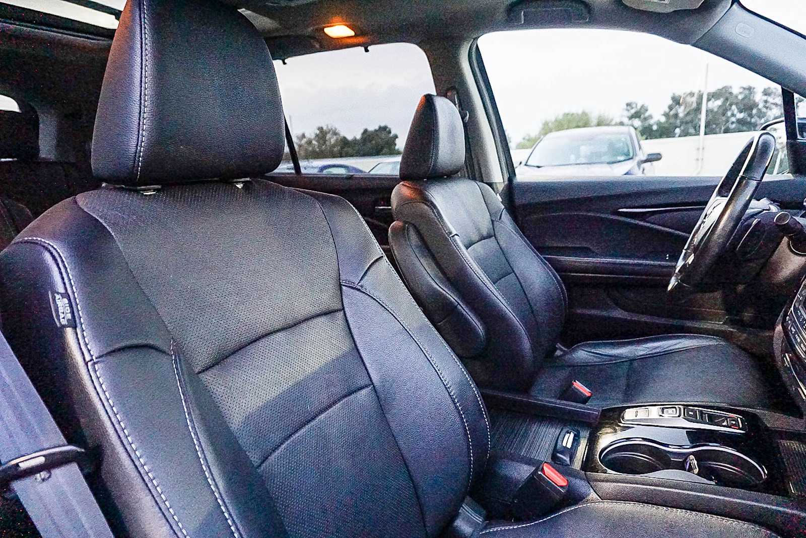 Thumbnail: 2022 Honda Pilot - 18