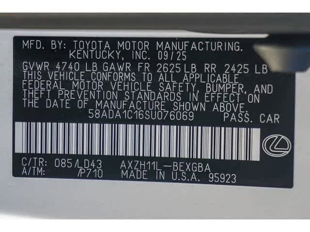 Thumbnail: 2025 Lexus ES - 29