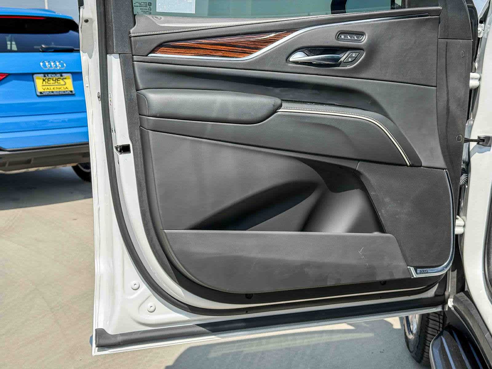 Thumbnail: 2022 Cadillac Escalade - 24