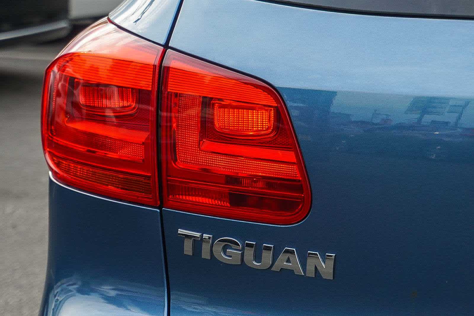 Thumbnail: 2017 Volkswagen Tiguan - 11