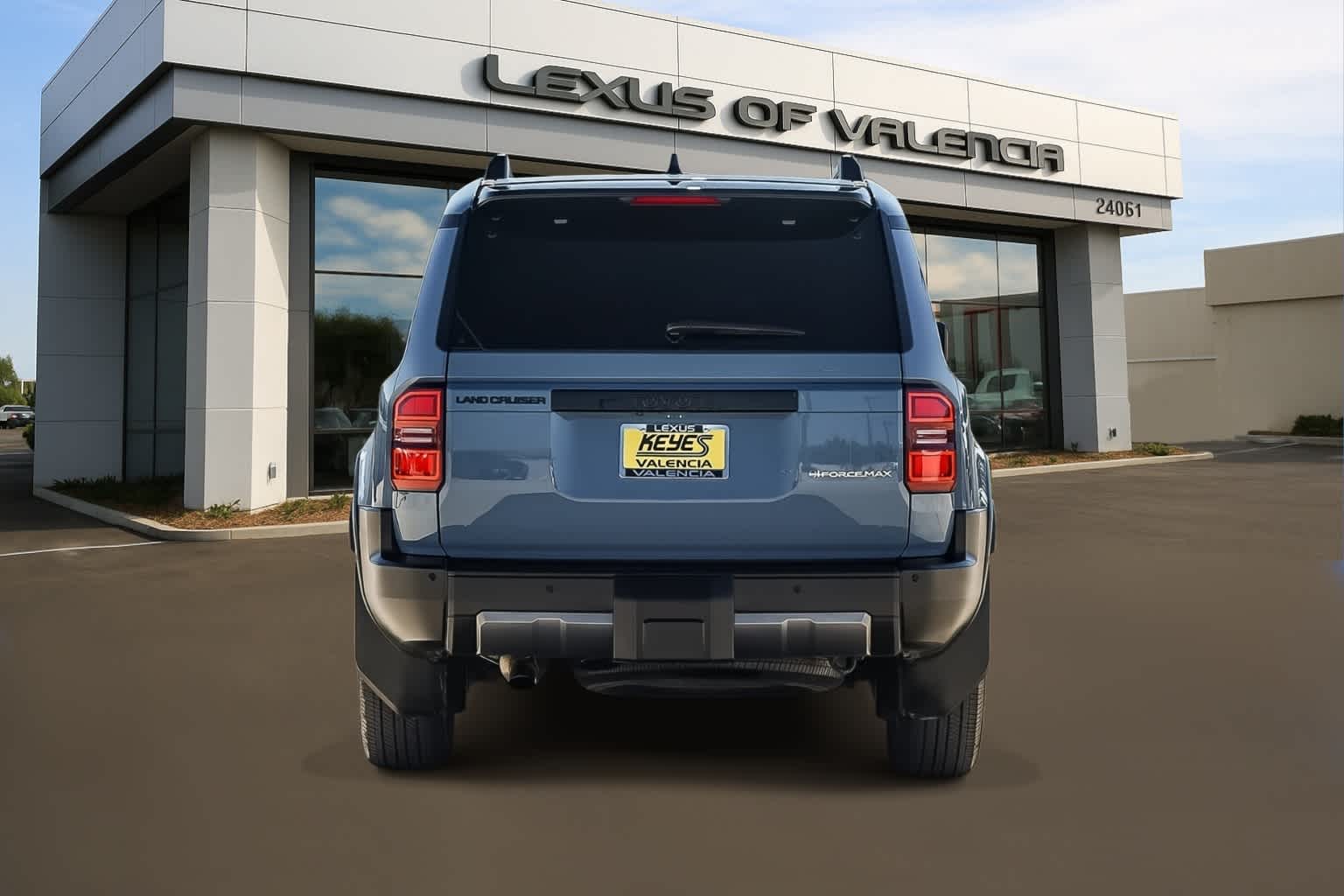 2025 Toyota Land Cruiser Base photo 4