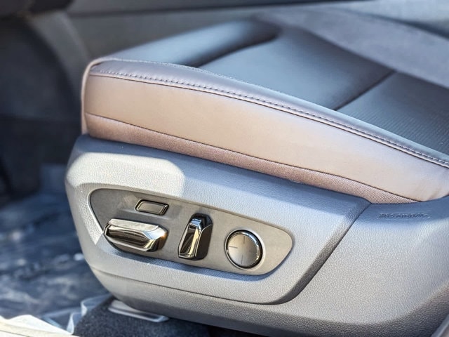 Thumbnail: 2026 Lexus RX - 21