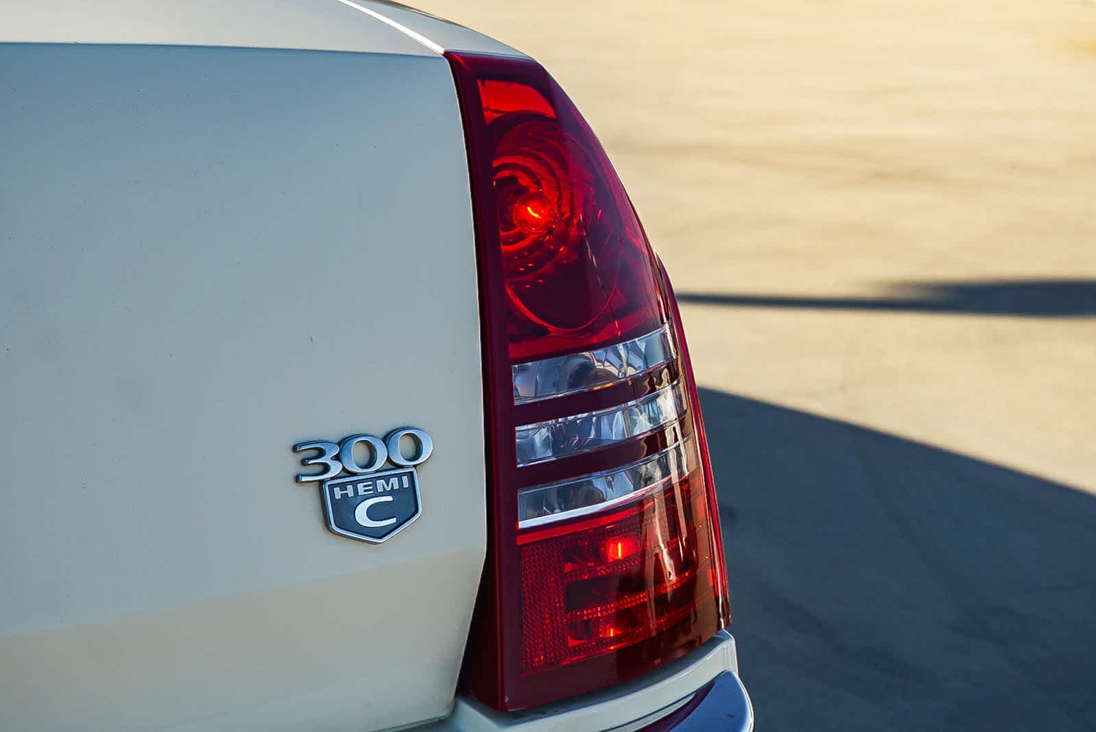 Thumbnail: 2006 Chrysler 300 - 11