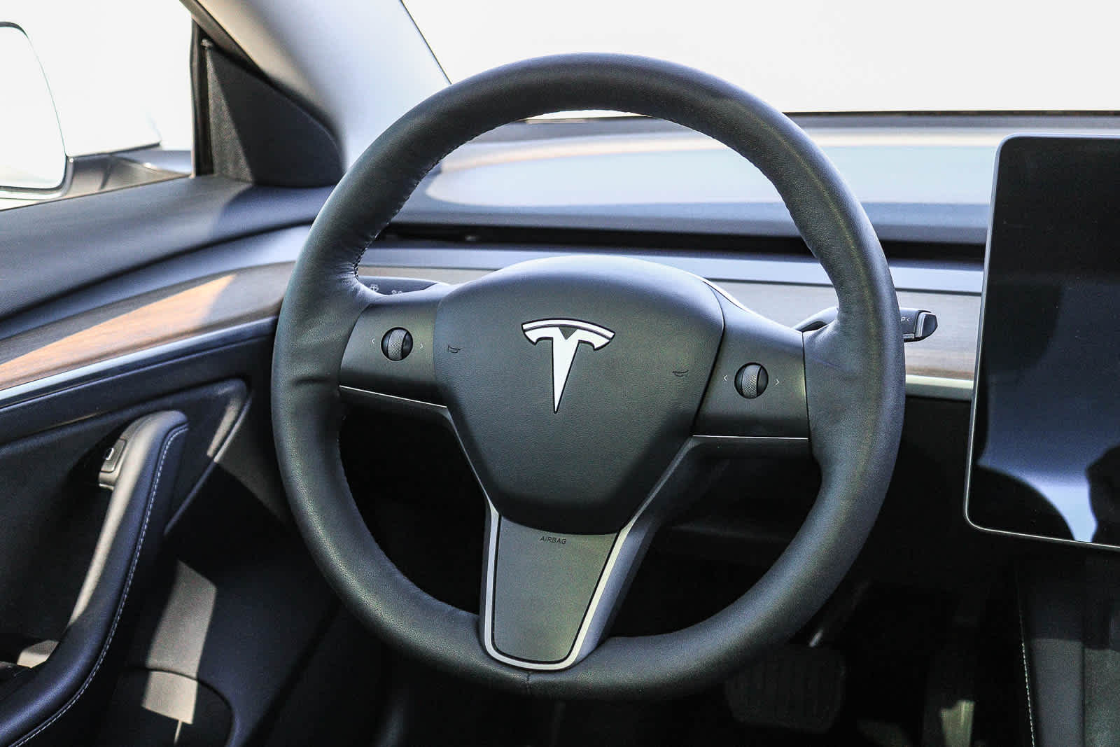 Thumbnail: 2021 Tesla Model 3 - 16