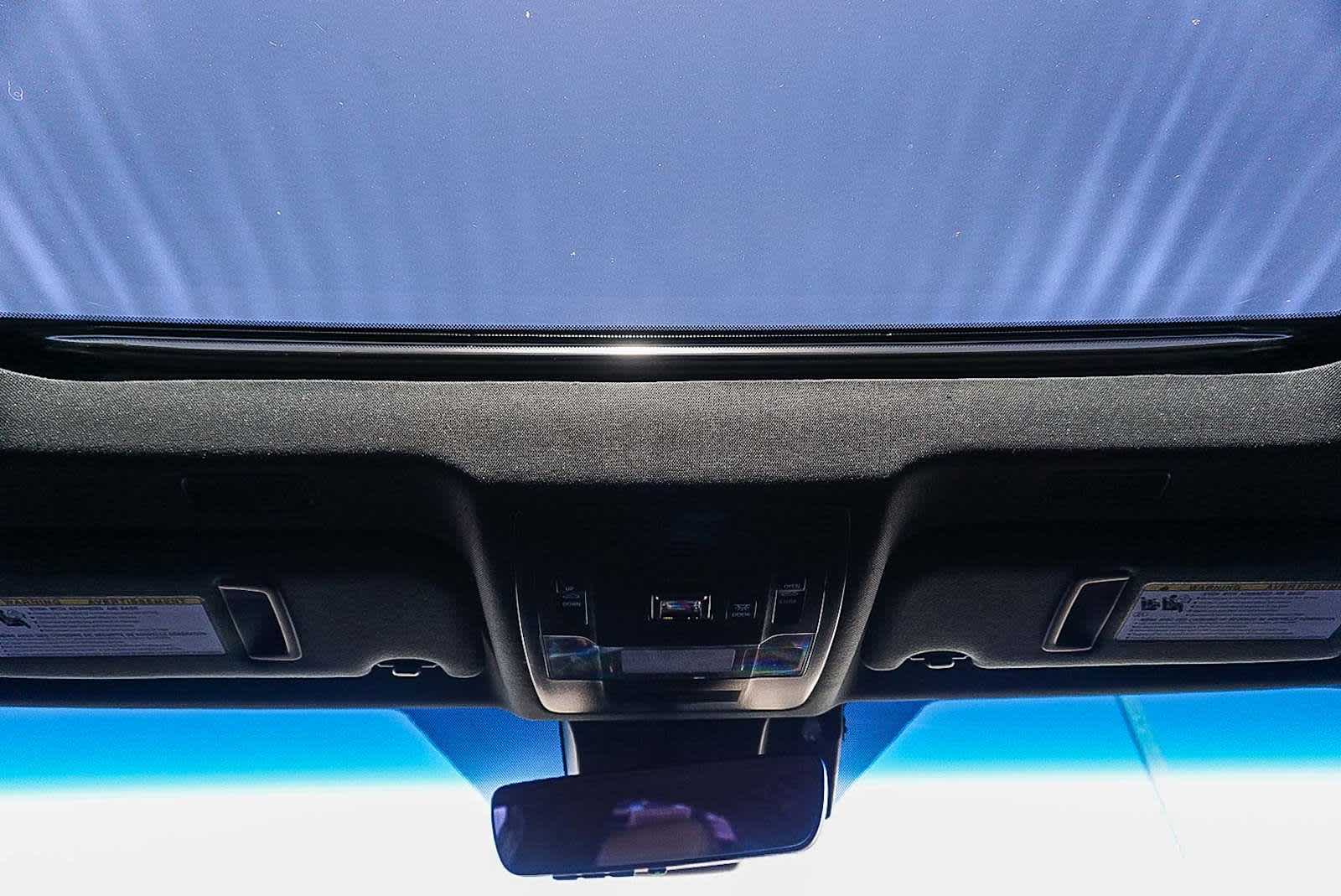 Thumbnail: 2023 Lexus ES - 12