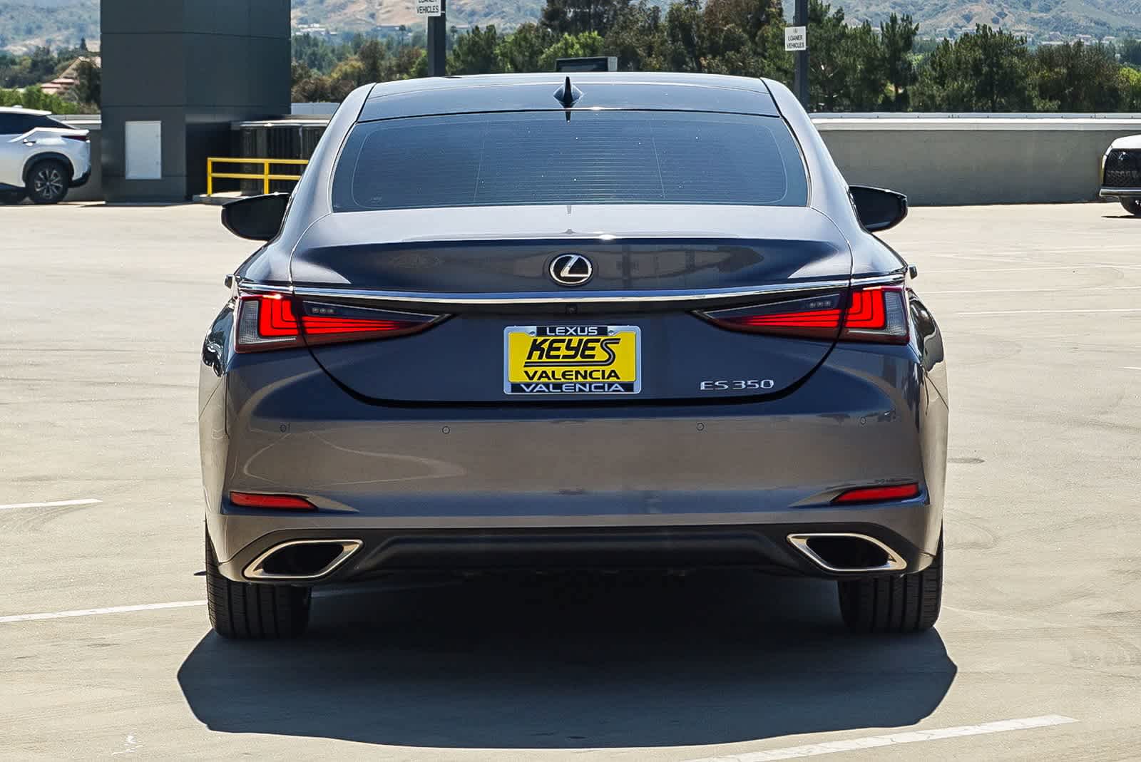 Thumbnail: 2019 Lexus ES - 5