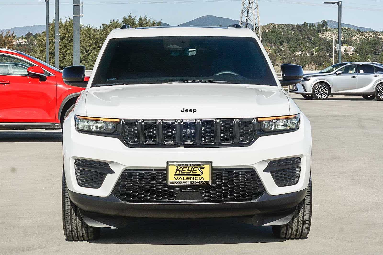 Thumbnail: 2025 Jeep Grand Cherokee - 7