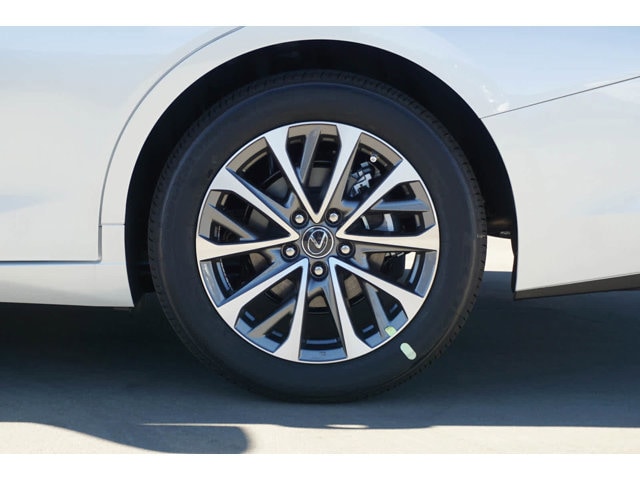 Thumbnail: 2025 Lexus ES - 3