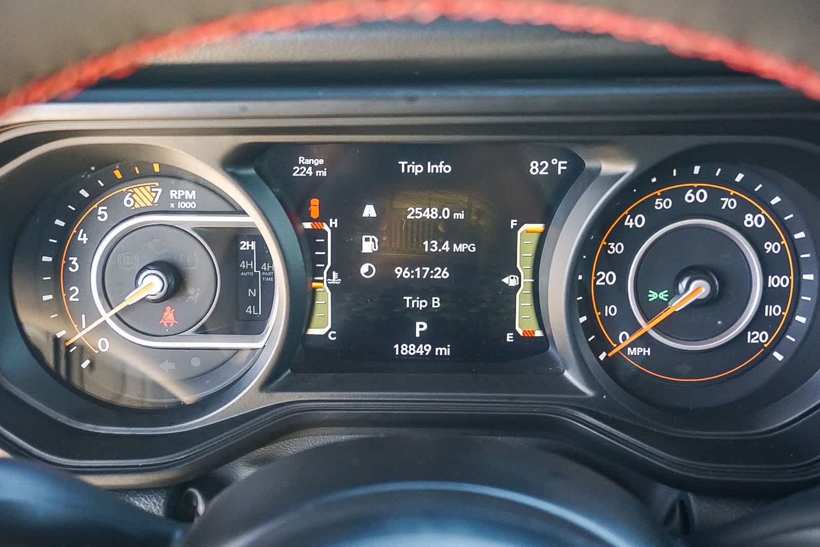 Thumbnail: 2024 Jeep Wrangler - 25