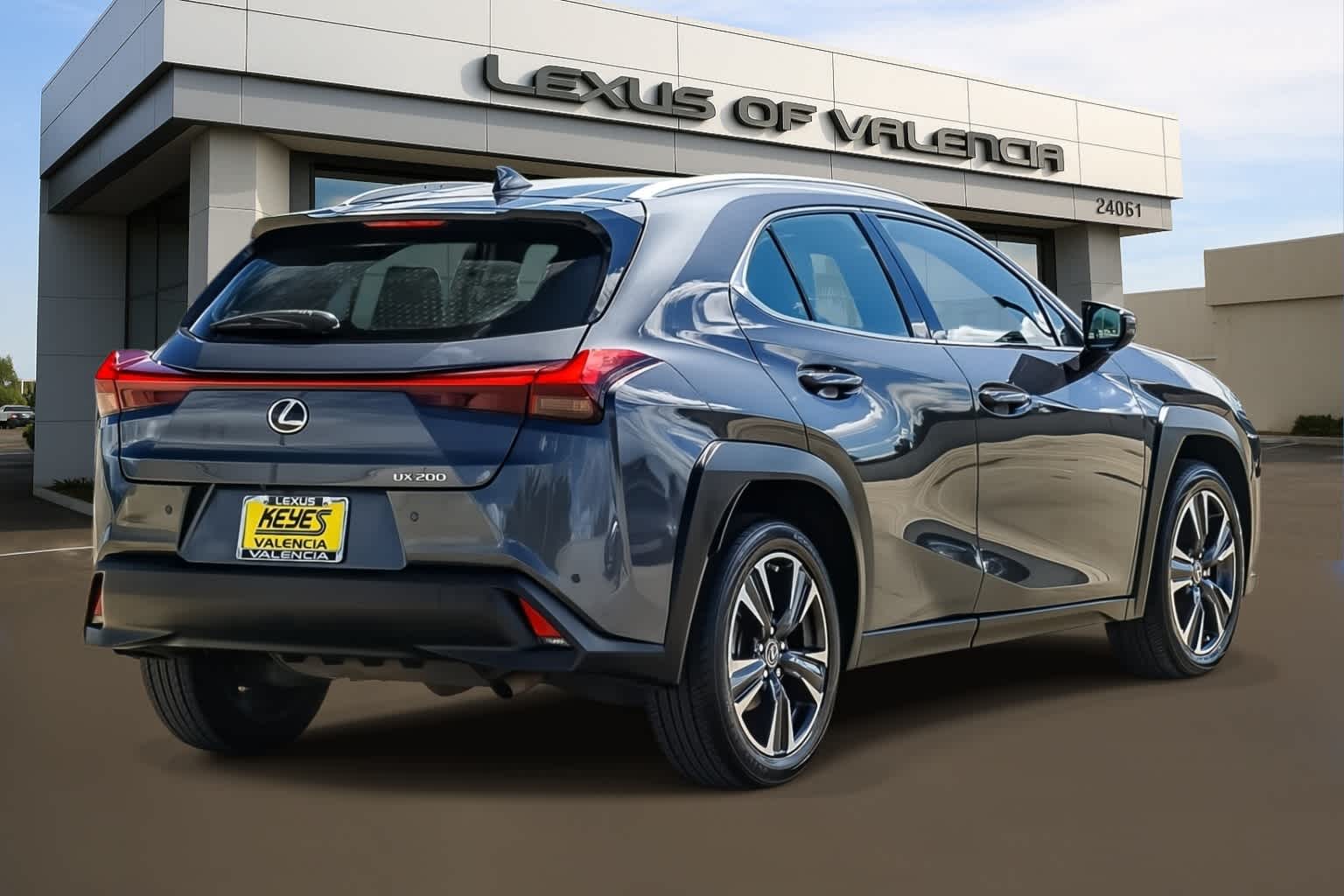 2022 LEXUS UX 200 photo 5
