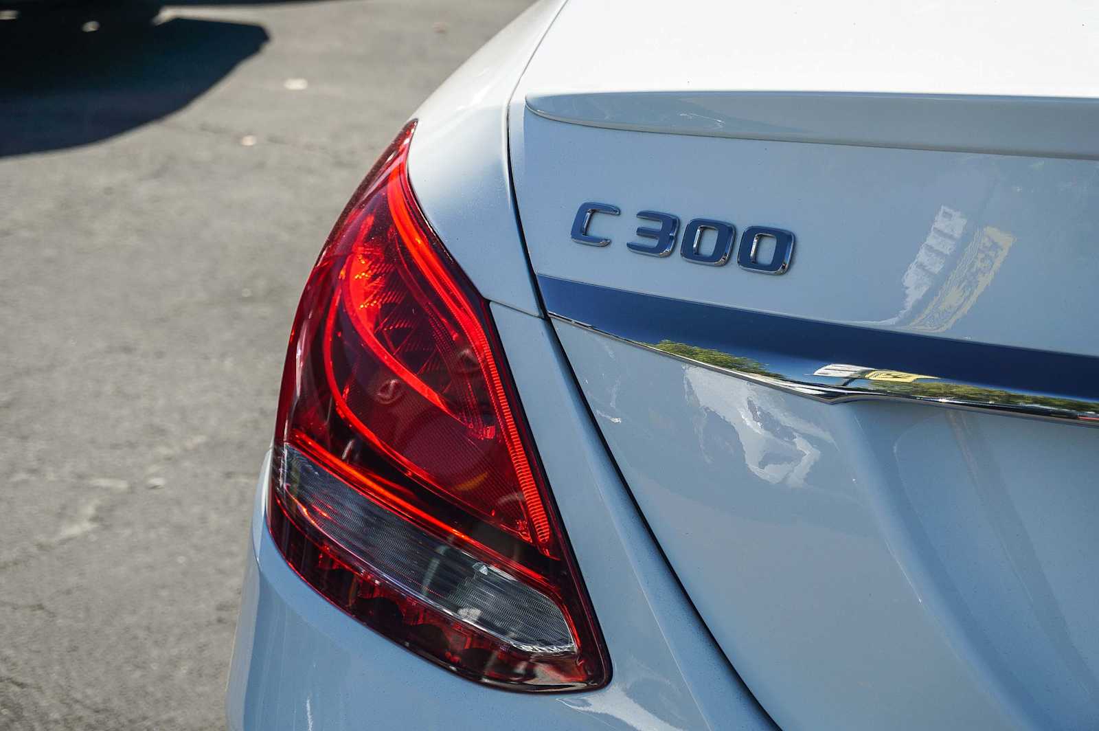 Thumbnail: 2017 Mercedes-Benz C-Class - 11