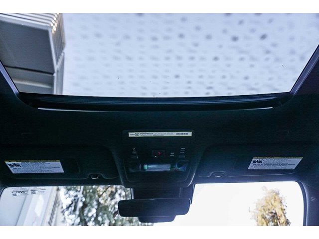 Thumbnail: 2025 Lexus UX - 19