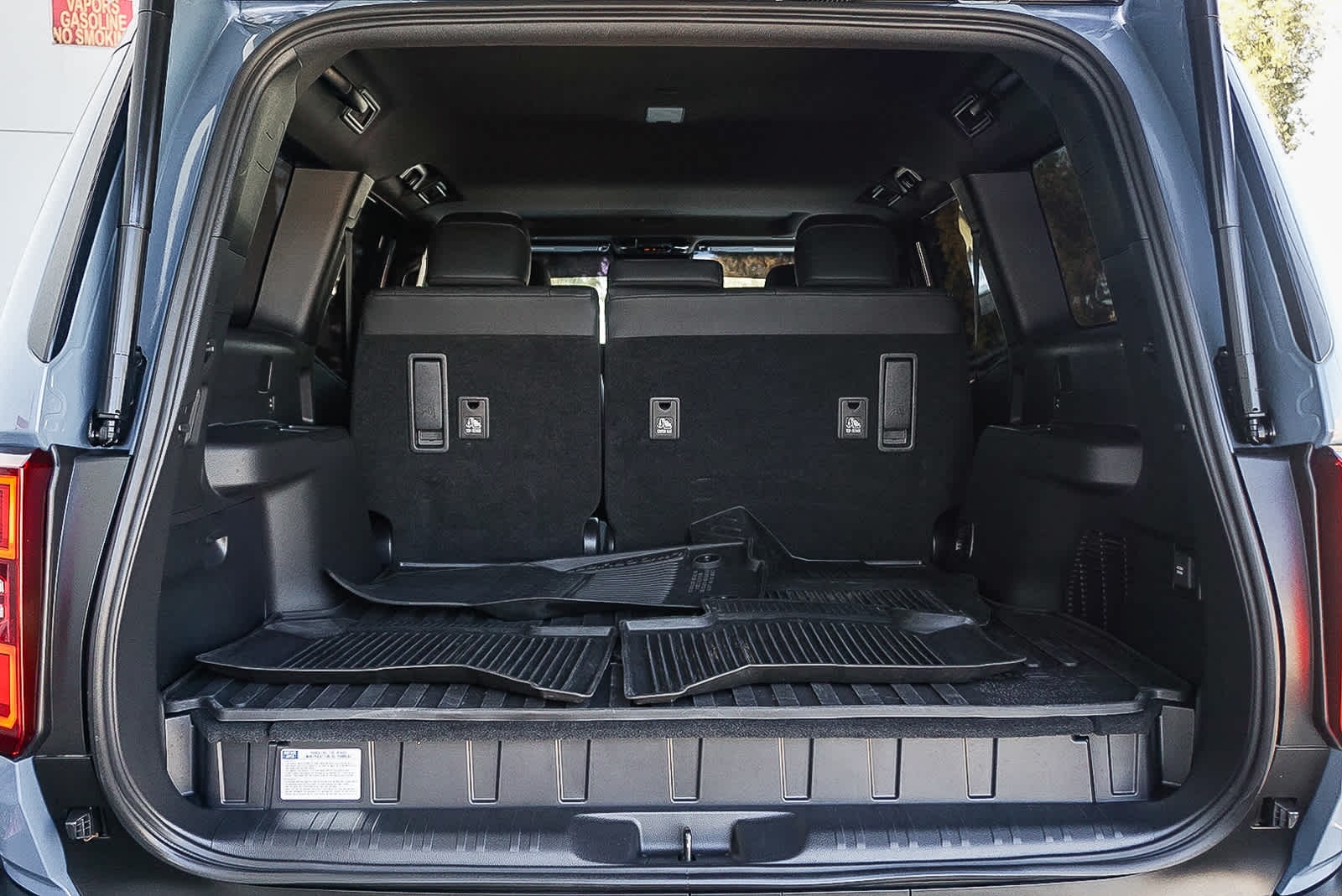 Thumbnail: 2025 Toyota Land Cruiser - 27