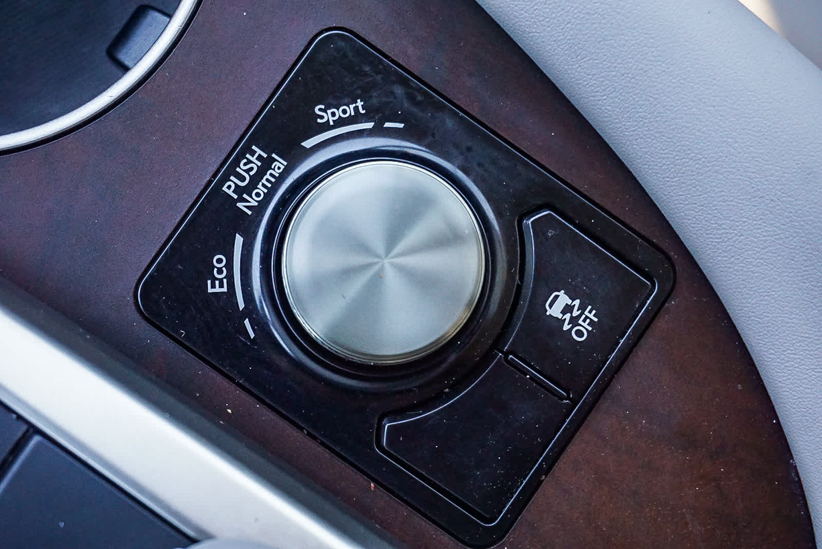 Thumbnail: 2022 Lexus RX - 24