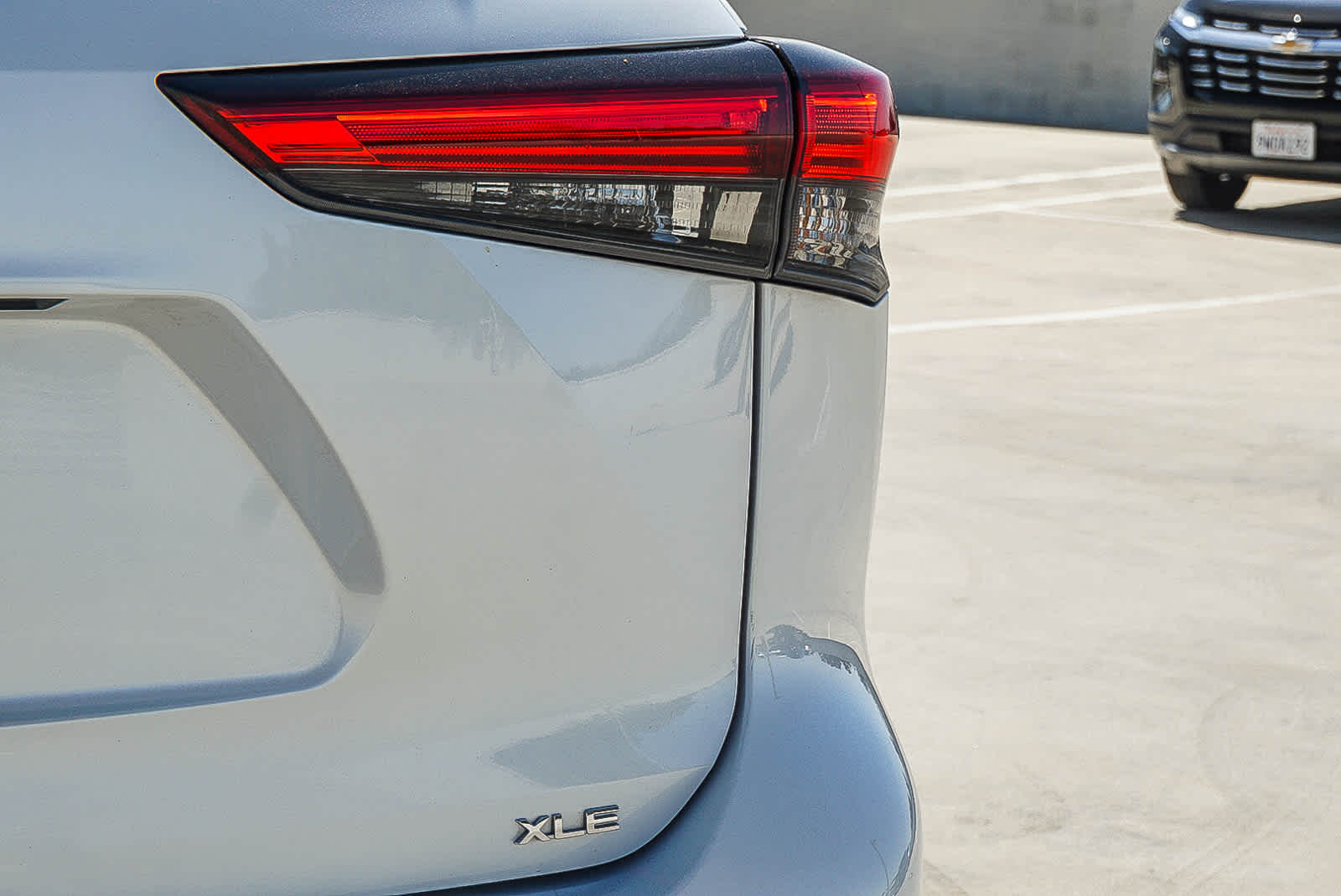 Thumbnail: 2023 Toyota Highlander - 11