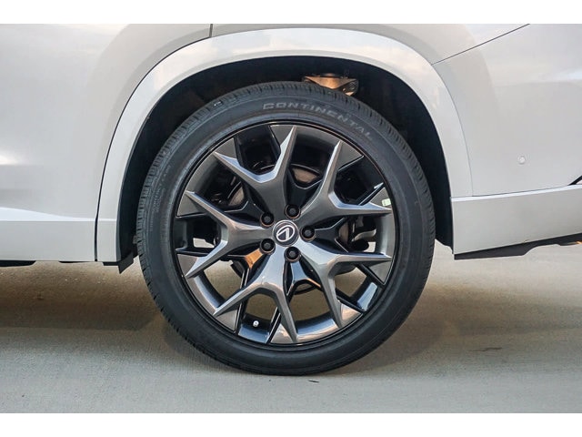 Thumbnail: 2026 Lexus TX - 10